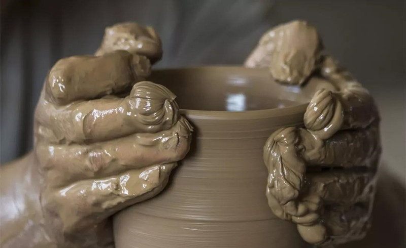 Une collection complète d'artisanat chinois ancien en céramique
