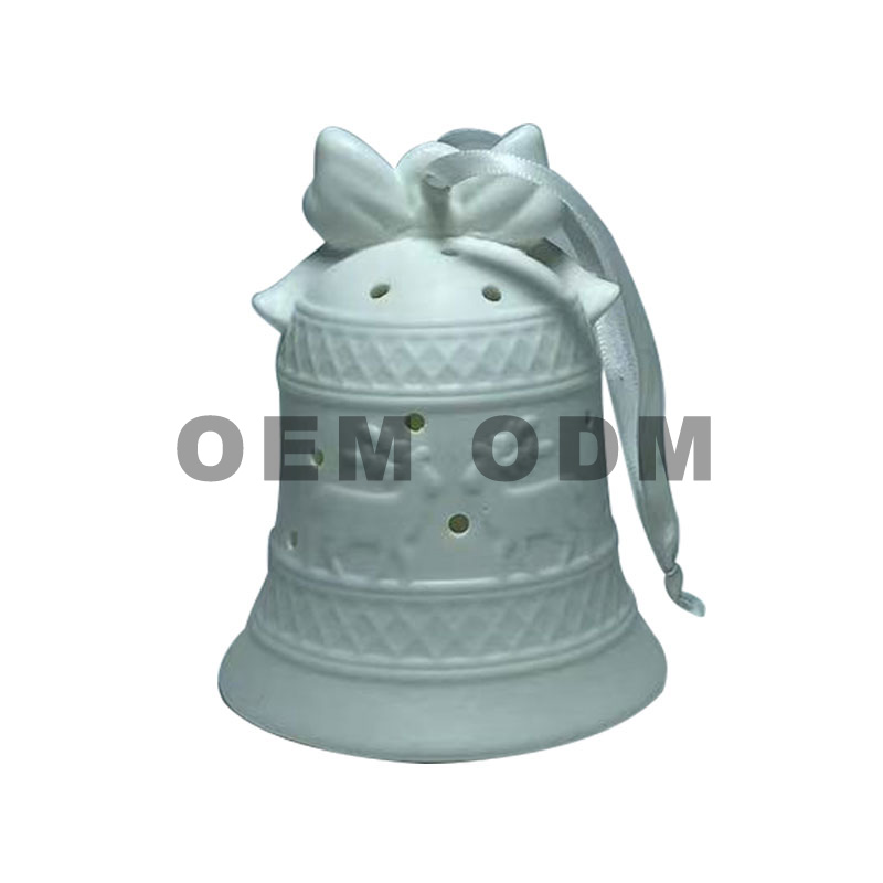 Artisanat en porcelaine blanche